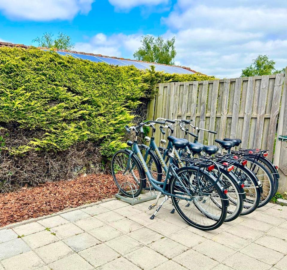 Wellness Bungalow With Jacuzzi &Sauna&Private Garden Near Amsterdam Vijfhuizen Esterno foto